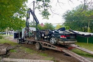 В Одесской области легковушка врезалась в электроопору: есть пострадавший, и погибли молодые супруги фото 3