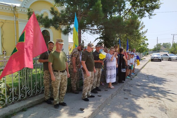 Более двух лет в плену: в Одесскую область вернулись четверо защитников Змеиного фото 2