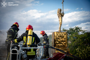 Що палало у храмі на Леонтовича в Одесі фото 3