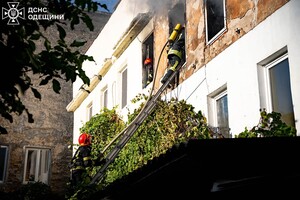 Утром на Дерибасовской в пожаре погиб мужчина фото 8