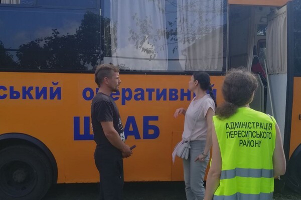 Вночі Одесу атакували ворожі безпілотники: пошкоджені 27 будинків, постраждала людина (оновлено) фото 3