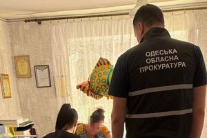 Чиновницу сельсовета в Одесской области подозревают в хищении средств с ремонта школьного укрытия фото 3