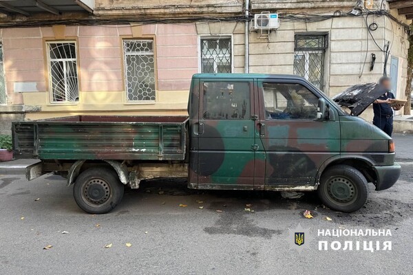 Підпалювали військові автівки та релейні шафи: в Одесі оголосили про підозру трьом чоловікам фото 7