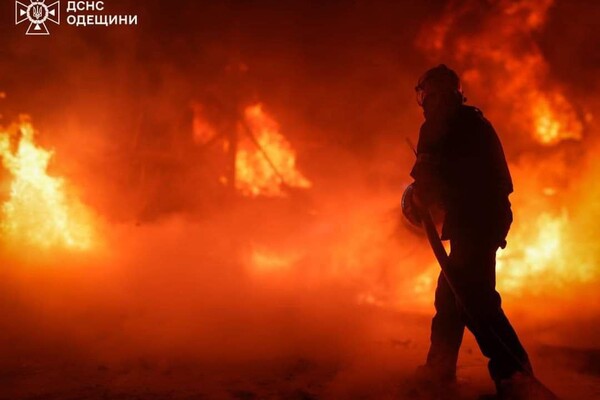 Після ракетної атаки Одесу тероризували &quot;шахеди&quot;: що відомо (оновлено) фото 1