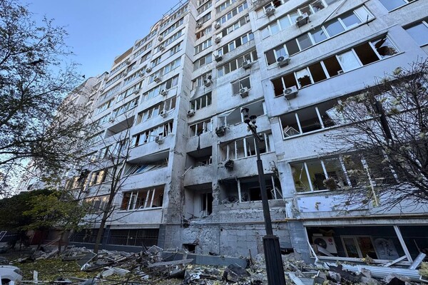 Вночі Одесу атакували безпілотники: які наслідки (фото, відео, оновлено) фото 24