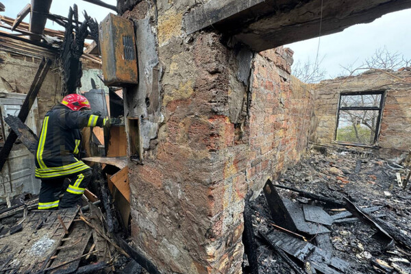 Під час обстрілу Одеси постраждала амбулаторія та музей: де розгорнули штаби допомоги фото 10