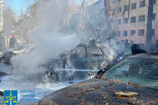 Одесу знову атакували балістикою: загинули вісім людей, 18 постраждали (оновлюється) фото 2