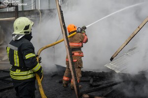 Ночью в Одессе сгорел летний &quot;Трумен&quot; фото 1