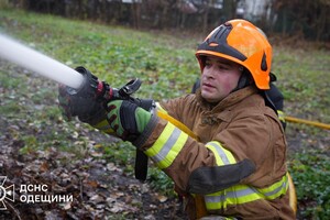 В Одесі вдруге за день горів недіючий ресторан фото 6