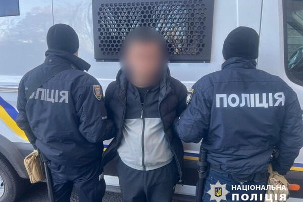 До Придністров'я за 13 тисяч доларів: в Одесі викрили схему переправлення ухилянтів за кордон фото 5