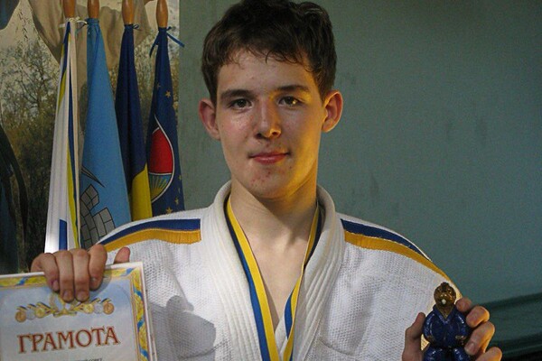 Загинув унаслідок удару по середмістю Одеси: що відомо про поліцейського Ігоря Целого фото 5