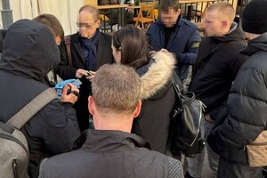 Вимагав гроші за дозвіл на будівництво: головного архітектора Одеси викрили в хабарництві фото 3