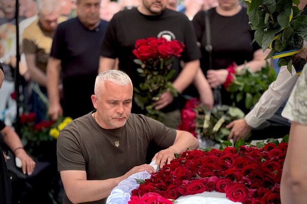 В Одесі провели в останню путь військового й директора авіаклубу Костянтина Оборіна фото