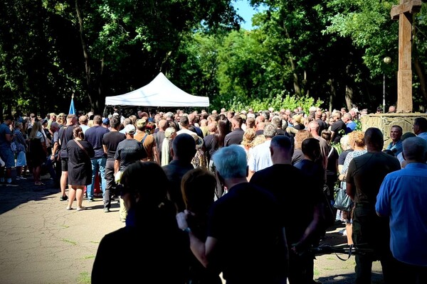 В Одесі провели в останню путь військового й директора авіаклубу Костянтина Оборіна фото 9