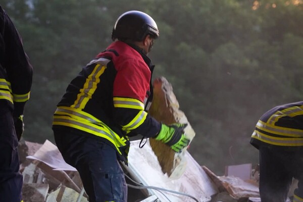 Горить Привоз, є руйнування в історичному середмісті: наслідки нічного удару по Одесі (оновлено) фото 24