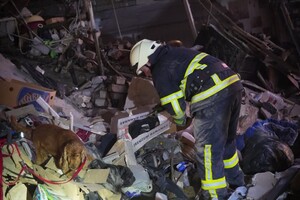 Горить Привоз, є руйнування в історичному середмісті: наслідки нічного удару по Одесі (оновлено) фото 29