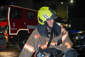 Уночі в Одеському районі горів ЖК "7 Небо": подробиці пожежі фото 11