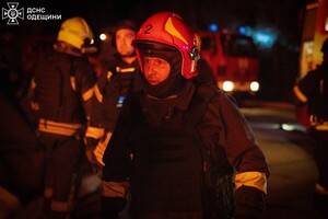 Масштабні пожежі в передмісті Одеси: наслідки нічної атаки БпЛА (оновлено) фото 1