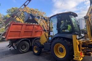 Вечерний удар по Одессе: получили повреждения дома и учебное заведение фото