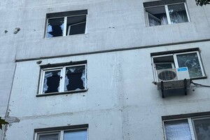 Вечерний удар по Одессе: получили повреждения дома и учебное заведение фото 3