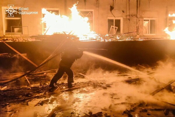 Ночной обстрел Одесчины: под ударом оказался винзавод (обновлено) фото 6