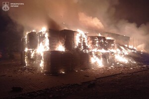 Ночной обстрел Одесчины: под ударом оказался винзавод (обновлено) фото 9