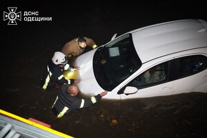 Смертельна злива в Одесі: загинули майже десяток людей (оновлено) фото