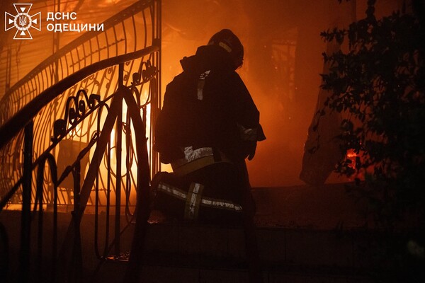 Масована атака на Одесу й Одещину: є пошкодження енергооб'єктів, постраждала жінка фото 2