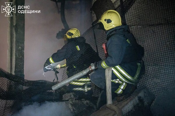 Масована атака на Одесу й Одещину: є пошкодження енергооб'єктів, постраждала жінка фото 3