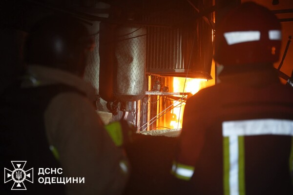 Масована атака на Одесу й Одещину: є пошкодження енергооб'єктів, постраждала жінка фото 10