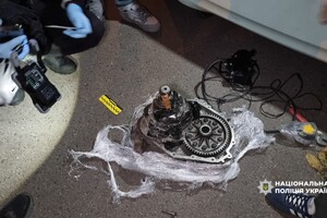 Кокаїн у багажнику та домашня плантація конопель: в Одесі викрили наркоділка фото 2