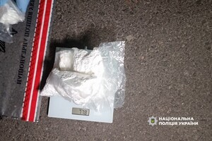 Кокаїн у багажнику та домашня плантація конопель: в Одесі викрили наркоділка фото 4