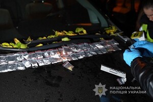 Поджог автомобилей на Черемушках в Одессе: полицейские задержали виновного фото 1