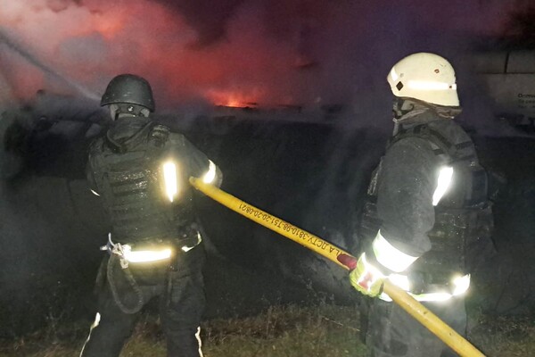 Ночной дроновый удар по Одесчине: горелая автостоянка, есть погибшие (обновлено) фото 3