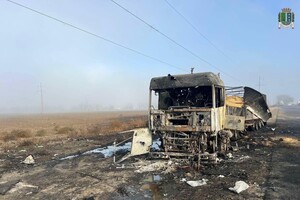 Ночной дроновый удар по Одесчине: горелая автостоянка, есть погибшие (обновлено) фото 15