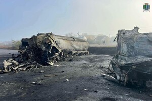 Ночной дроновый удар по Одесчине: горелая автостоянка, есть погибшие (обновлено) фото 17