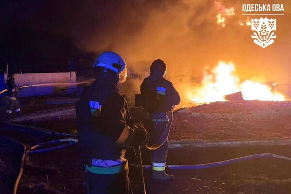 Нічний удар по півдню Одещини: є пошкодження депо та постраждалий (оновлено) фото 4