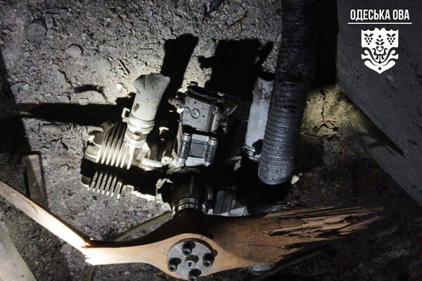 Ночная дроновая атака: в Одессе под ударом оказалась многоэтажка фото 1