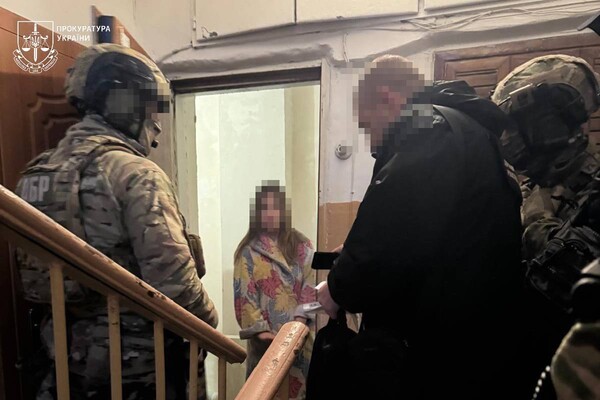 Квартирні оборудки в Одесі: суддю та ще кількох людей підозрюють у шахрайстві фото 1