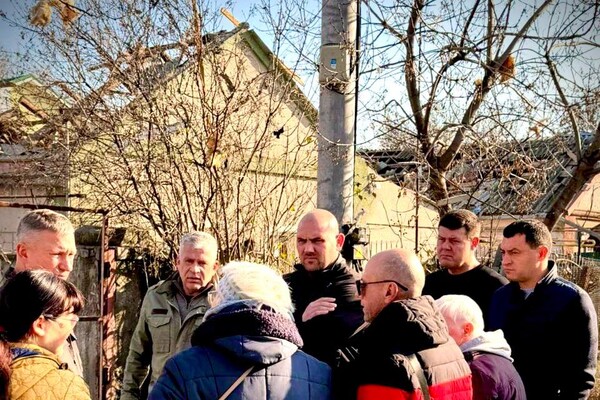 Зазнали пошкоджень недобудова та готель: наслідки ранкової атаки БпЛА на Одесу й Одещину (оновлено) фото 2