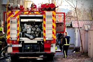 Зазнали пошкоджень недобудова та готель: наслідки ранкової атаки БпЛА на Одесу й Одещину (оновлено) фото 3