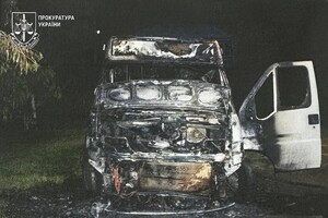 Підпалив мікроавтобус військовослужбовців: на Одещині судитимуть юнака фото 1