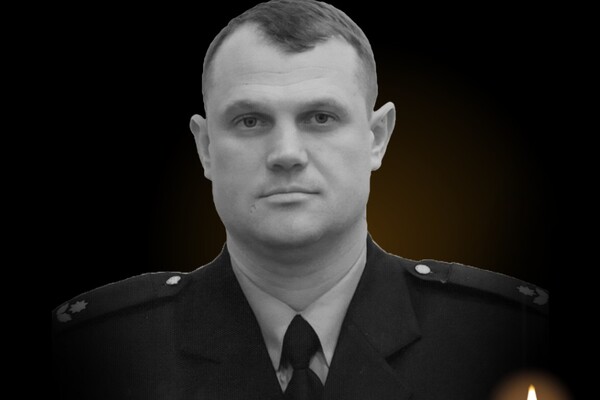 Загинув на сході України: в Одесі попрощалися з поліцейським Миколою Яковецьким