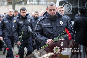 Загинув на сході України: в Одесі попрощалися з поліцейським Миколою Яковецьким фото 2