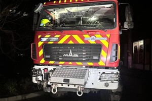 У квартирах заблокувало людей, є постраждалі: наслідки нічної атаки БпЛА на Одесу (оновлено) фото 16