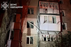 У квартирах заблокувало людей, є постраждалі: наслідки нічної атаки БпЛА на Одесу (оновлено) фото 23