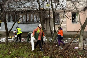 У квартирах заблокувало людей, є постраждалі: наслідки нічної атаки БпЛА на Одесу (оновлено) фото 24