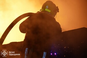 Ночной обстрел Одесчины: есть повреждения энергообъекта и домов (обновлено) фото 3