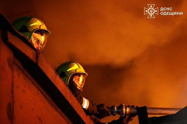Ночной обстрел Одесчины: есть повреждения энергообъекта и домов (обновлено) фото 5