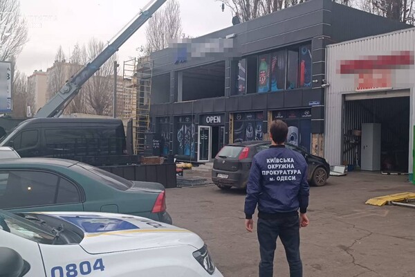 Одесі повернули землю: на проспекті Небесної Сотні демонтують незаконну забудову фото 1